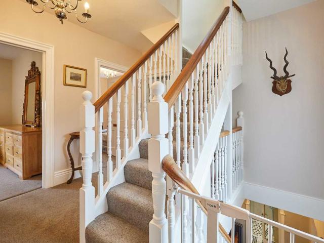 6 Bedroom House | Sleeps 12 image