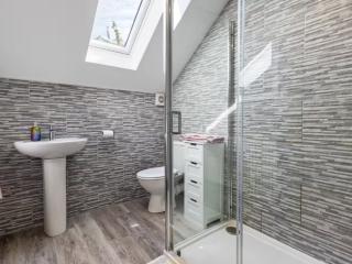 Yorkshire Stunning Property with Pool | Sleeps 16 thumbnail