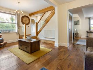Yorkshire Stunning Property with Pool | Sleeps 16 thumbnail