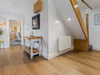 Yorkshire Stunning Property with Pool | Sleeps 16 thumbnail