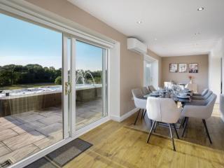 Lancashire House Sleeps 10 | Swim Spa, Hot Tub and Pool Table thumbnail