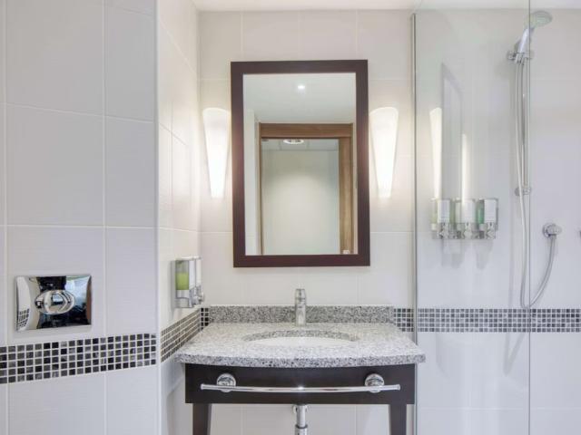 Hampton by Hilton image