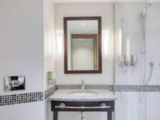 Hampton by Hilton thumbnail