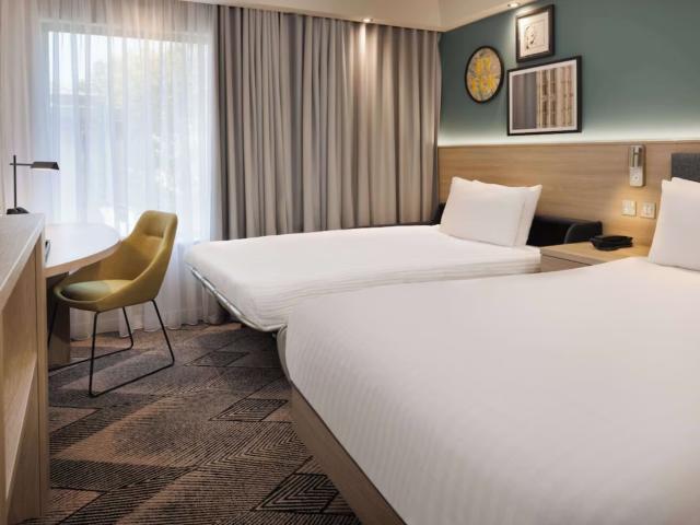 Hampton by Hilton image