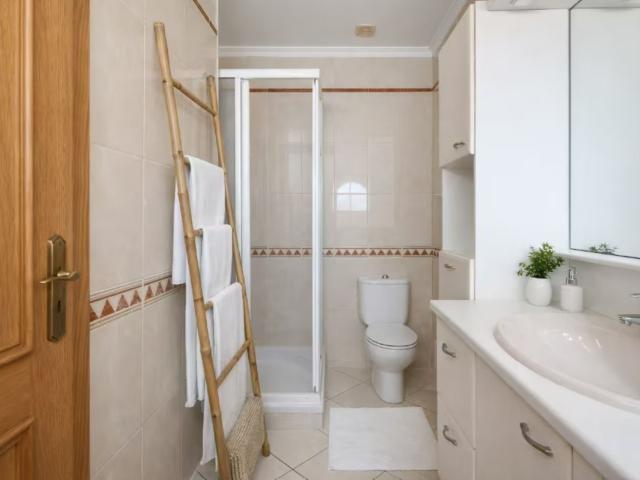 20 Sleeper Villa | Olhos de Água image