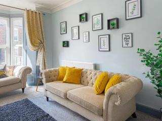 York | 12 Sleeper Townhouse Bishophill thumbnail
