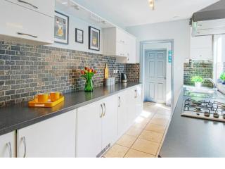 York | 12 Sleeper Townhouse Bishophill thumbnail