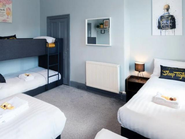 York | 12 Sleeper Townhouse Bishophill image