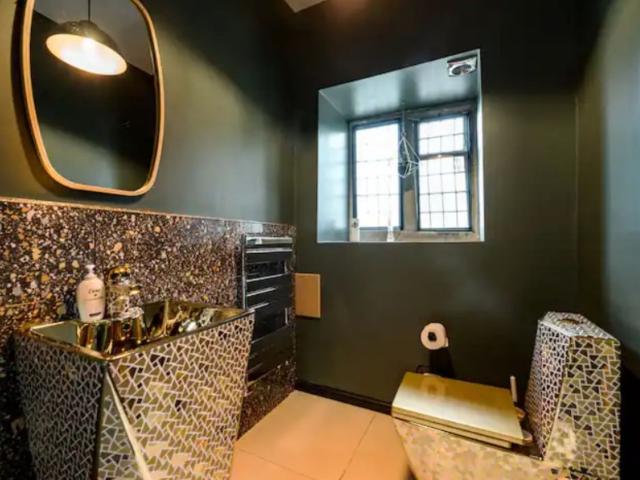 Cumbria 20 Sleeper House With Hot Tub and Bar image