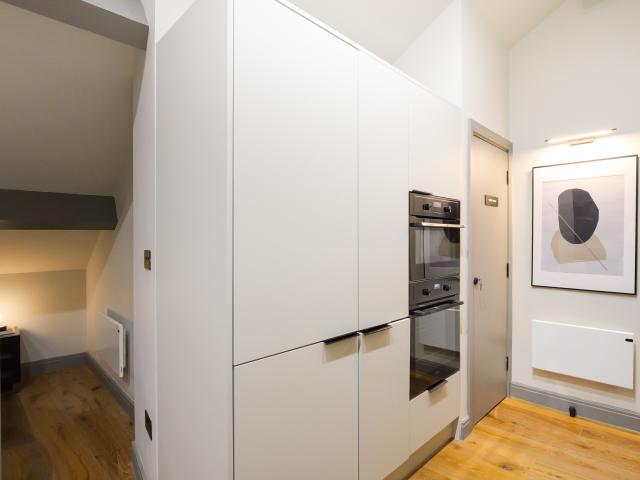 M One Apartments | Brooklyn Sleeps 12 image