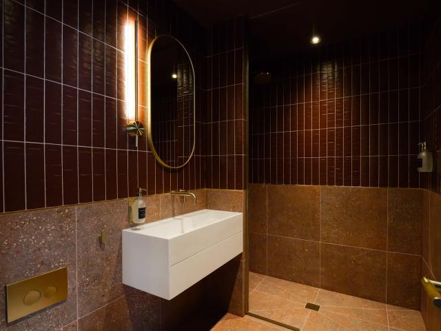 M One Apartments | Gatsby Sleeps 14 image