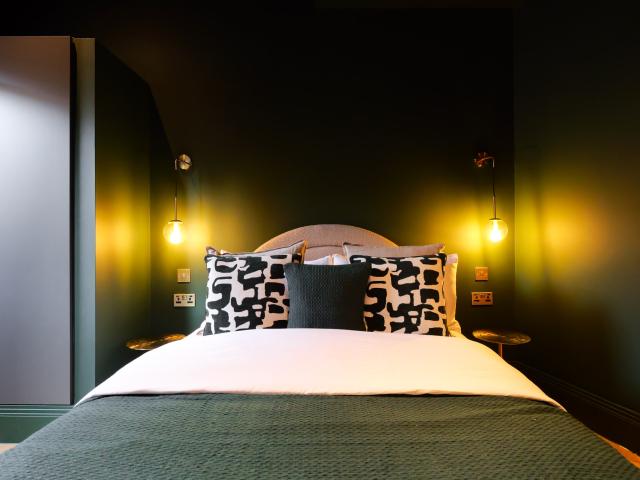 M One Apartments | Gatsby Sleeps 14 image