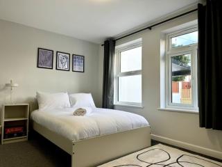 Nottingham | 21 Sleeper House thumbnail