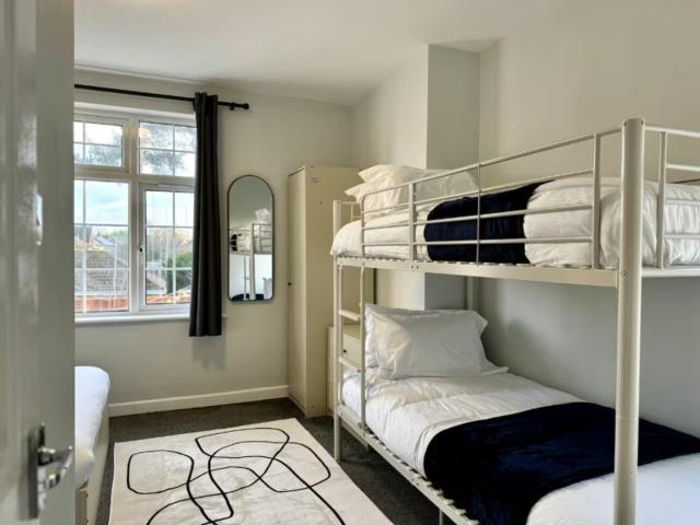 Nottingham | 21 Sleeper House image