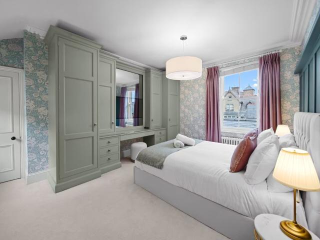 Yorkshire Luxury 7 Bedroom Manor with Hot Tub and Steam Room | Sleeps 16 image