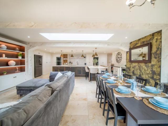 Yorkshire Luxury 7 Bedroom Manor with Hot Tub and Steam Room | Sleeps 16 image