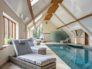 Shropshire 16 Sleeper House with Pool and Sauna thumbnail