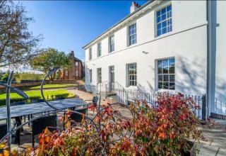 Chester | 16 Sleeper, 7 bedroom House