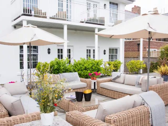 Chester | 16 Sleeper, 7 bedroom House image