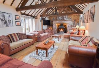 Cotswold 24 Sleeper with Hot Tub and Games Room