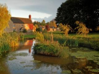 Cotswold 24 Sleeper with Hot Tub and BBQ thumbnail
