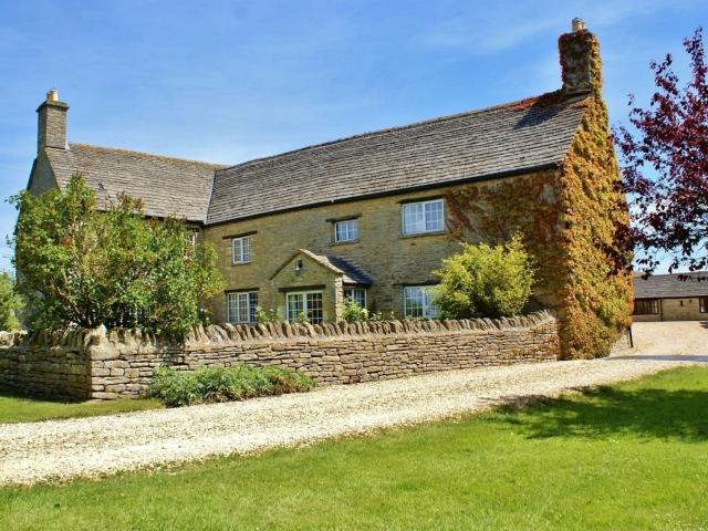 Cotswold 24 Sleeper with Hot Tub and BBQ image