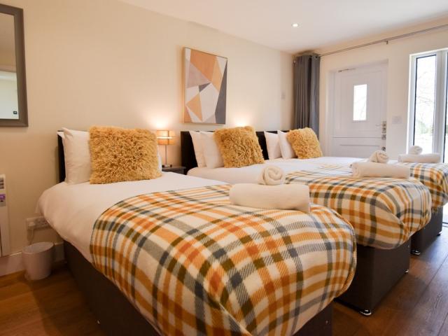 Cotswold 20 Sleeper Stables with Hot Tub image