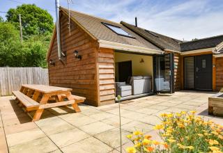 Cotswold 20 Sleeper Stables with Hot Tub