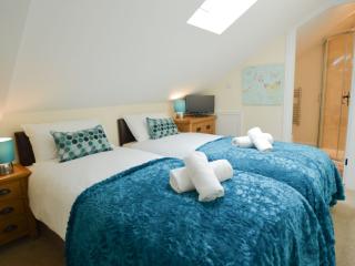 Cotswold 16 Sleeper with Hot Tub thumbnail