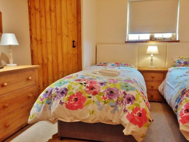 Cotswold 14 Sleeper with Hot Tub image