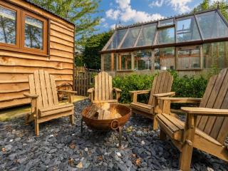 Shropshire | Old Rectory Sleeping 16, with Pool, Hot Tub and Games Room thumbnail