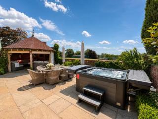 Shropshire | Old Rectory Sleeping 16, with Pool, Hot Tub and Games Room thumbnail