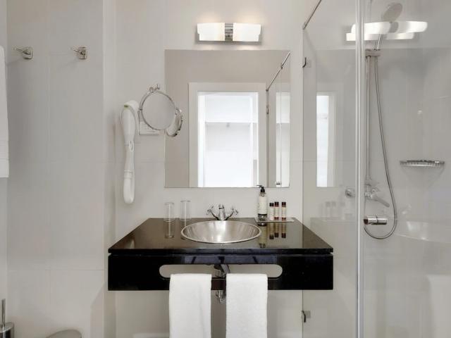 3 Star Hotel | Old Town image