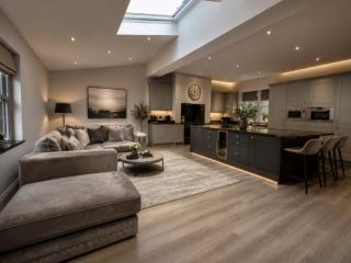 Manor House with Hot Tub - Sleeps 18 thumbnail
