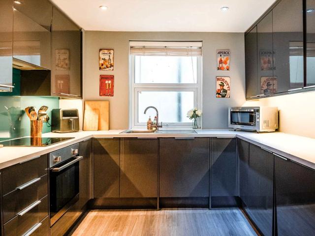 16 Sleeper Townhouse image