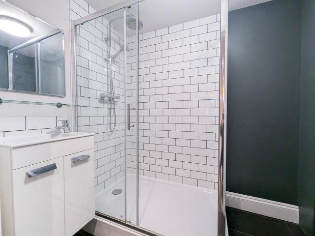 16 Sleeper Townhouse image