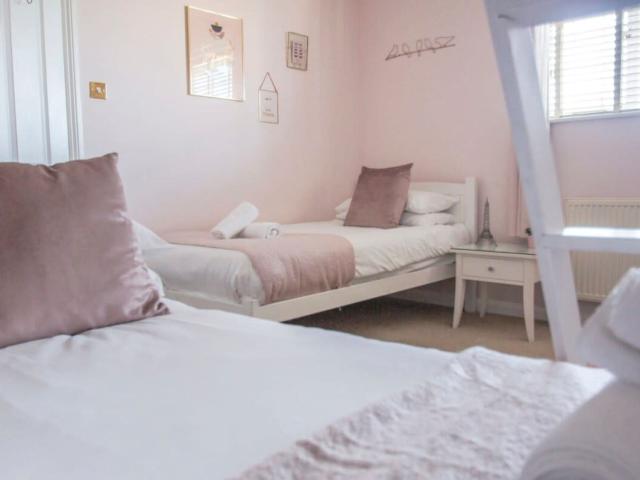 20 Sleeper Townhouse image