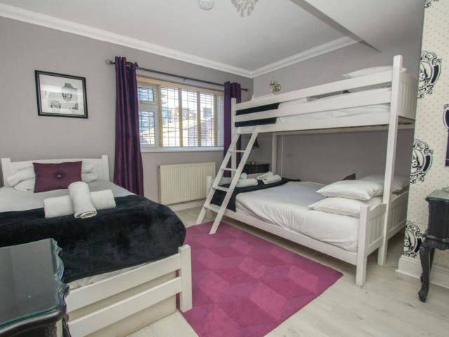 20 Sleeper Townhouse image