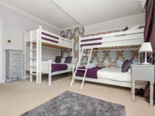 20 Sleeper Townhouse thumbnail