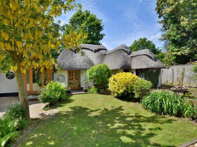 Dorset Cottage | Sleeps 16 image