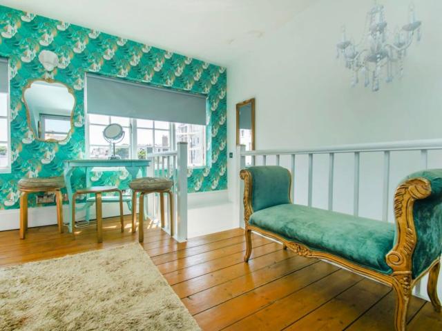18 Sleeper 5 Story Townhouse image