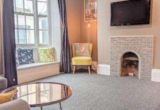 12 Sleeper Maisonette