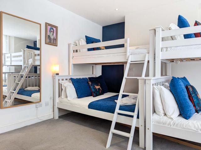 Brighton | 16 Sleeper House With Roof Terrace image
