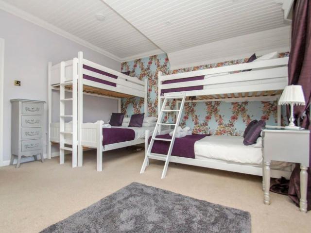 Brighton | 20 Sleeper Townhouse image