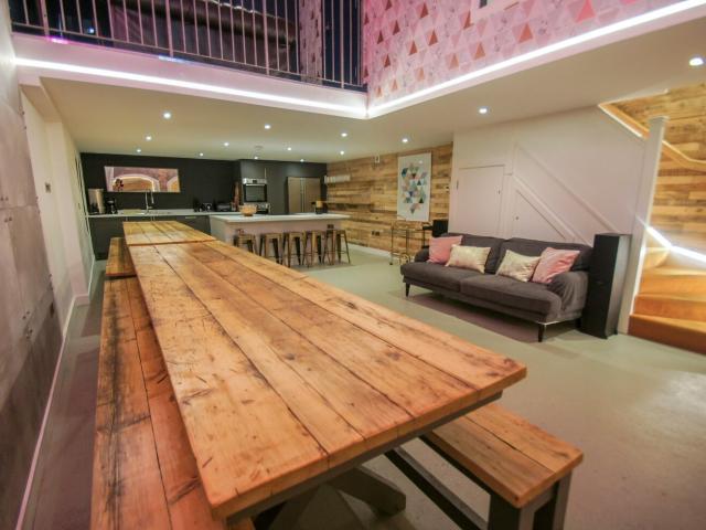 Brighton | 22 Sleeper Townhouse Brighton Pier image