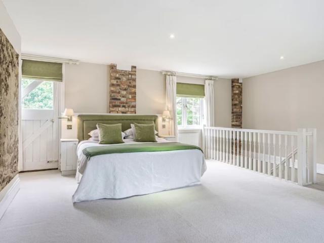 Dorset Retreat | Sleeps 22 with Indoor Pool image