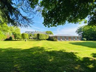 Dorset Retreat | Sleeps 22 with Indoor Pool thumbnail