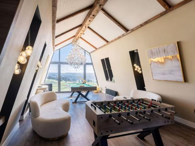 Wales | Luxury 22 Sleeper House With Pool, Hot Tub and Games Room image