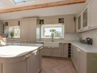 North Yorkshire 16 Sleeper House With Hot Tub thumbnail