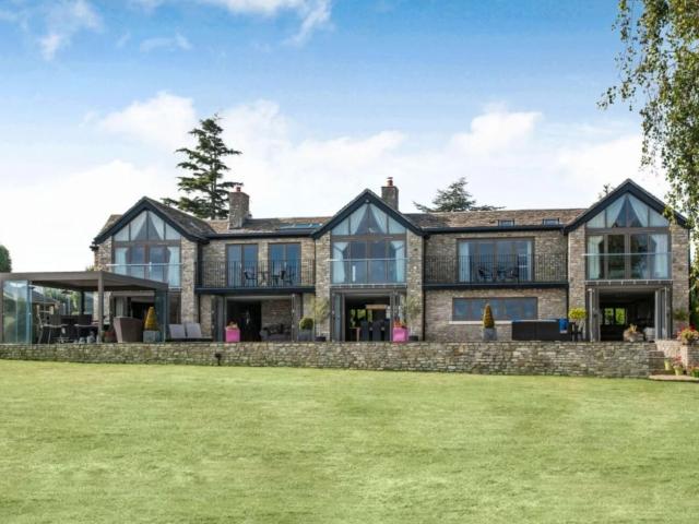 Somerset | Deluxe 28 Sleeper House with Heated Pool image